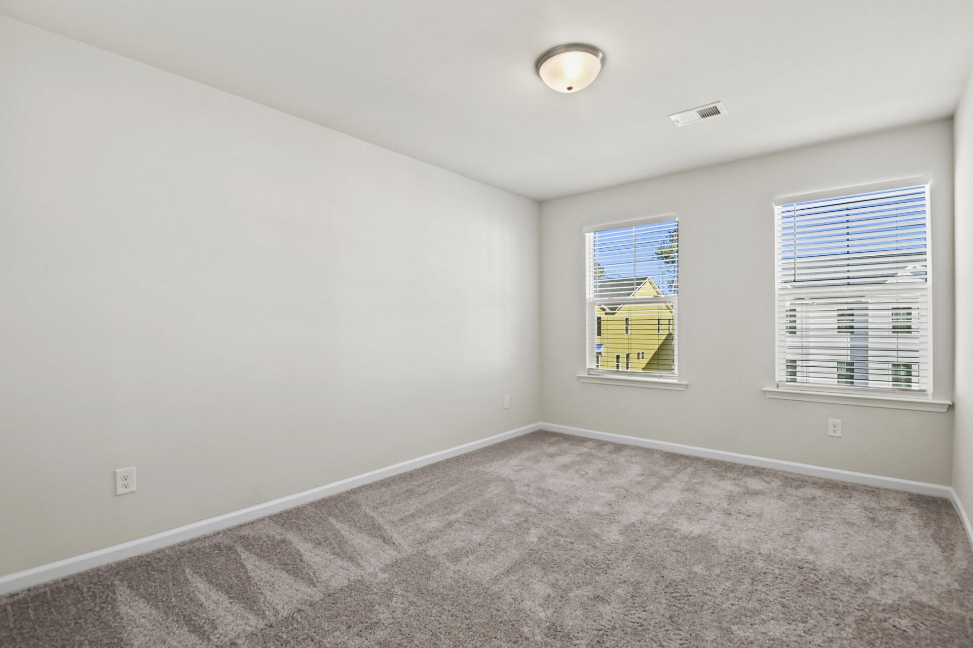 9413 Sun Fountain Drive Photo 31