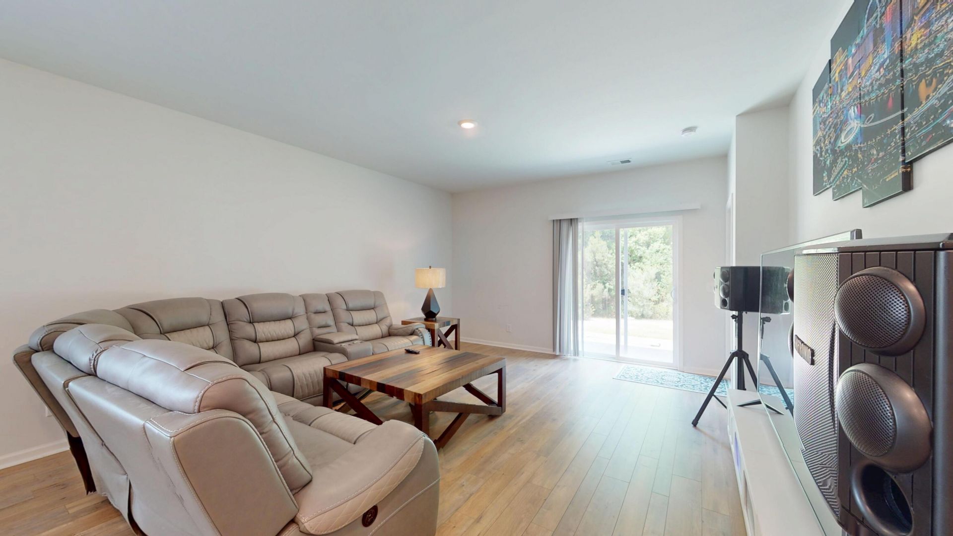515 Matuskovic Drive Photo 4