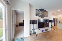 515 Matuskovic Drive photo 4