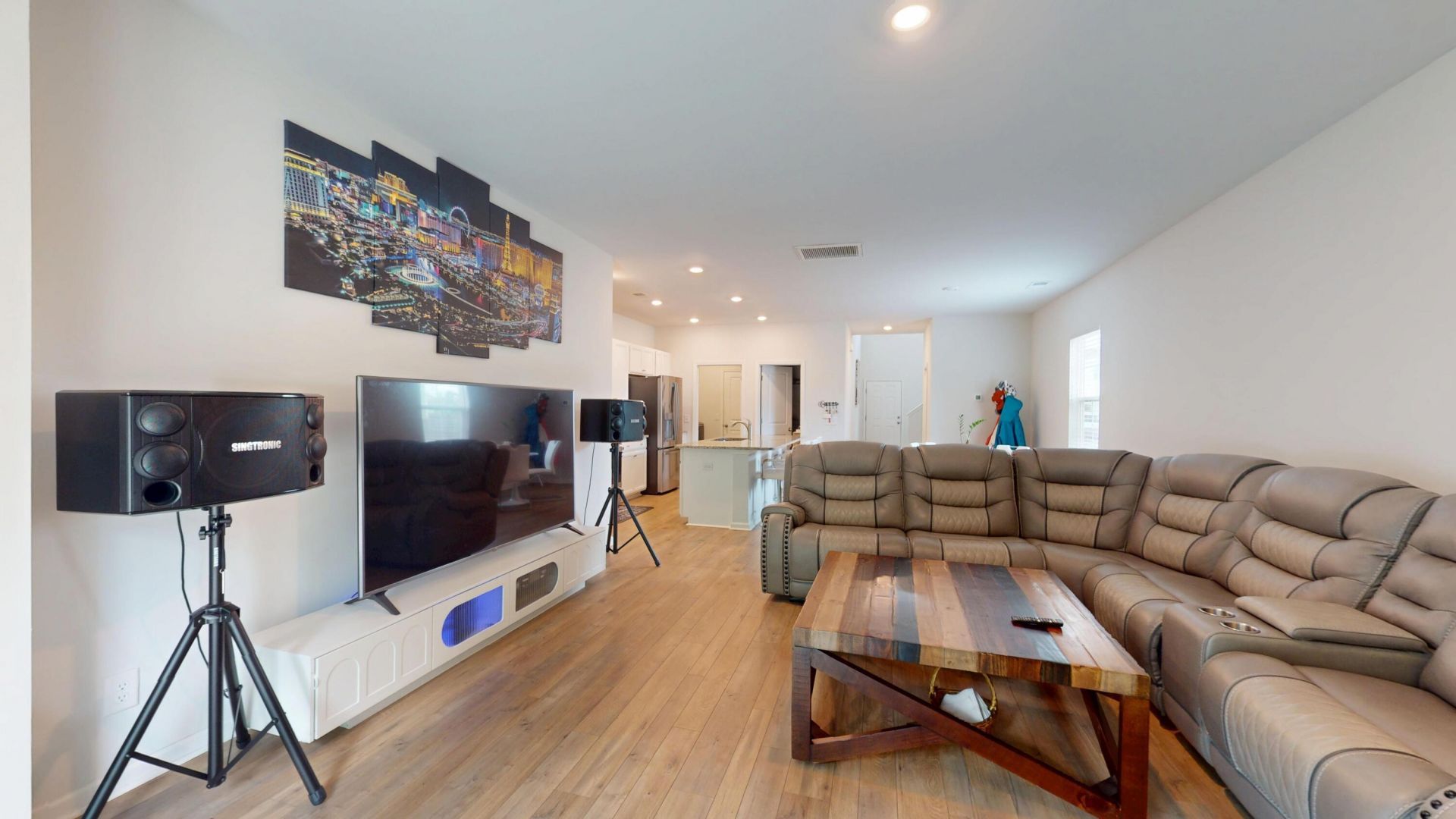 515 Matuskovic Drive Photo 6