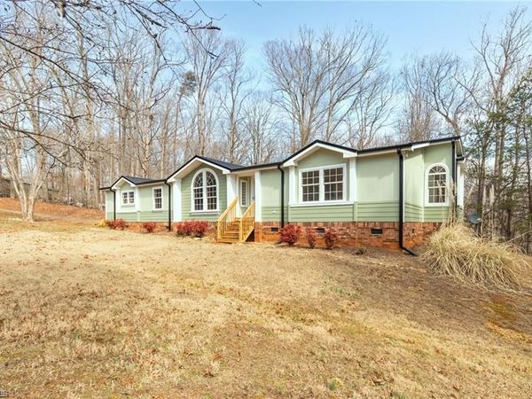 1085 Brookview Lane , Germanton, NC 27019