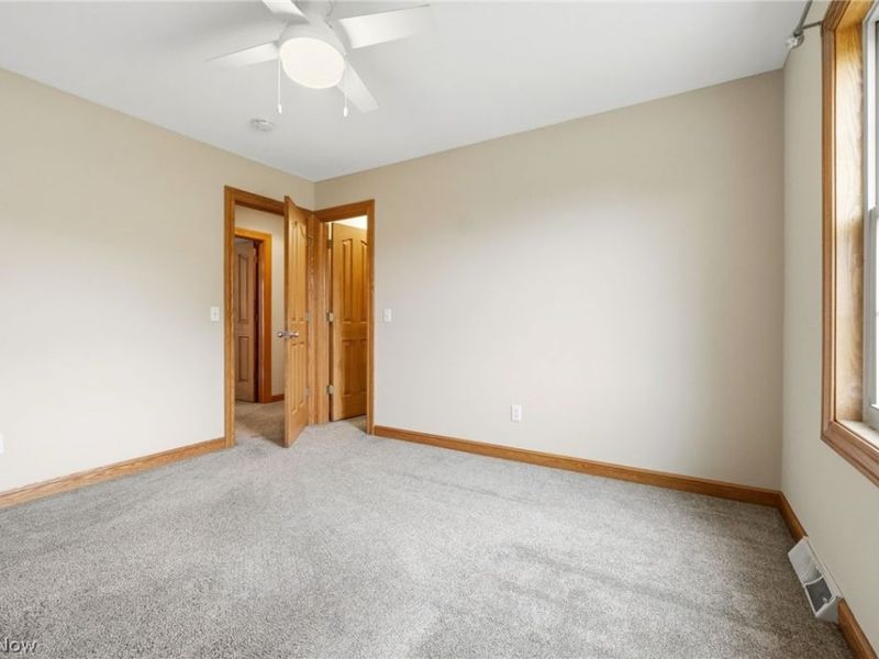 14740 Ali Avenue, Middleburg Heights, OH 44130 Photo 31