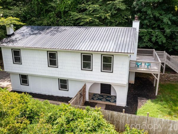 144 Pinehaven Drive, Clyde, NC 28721