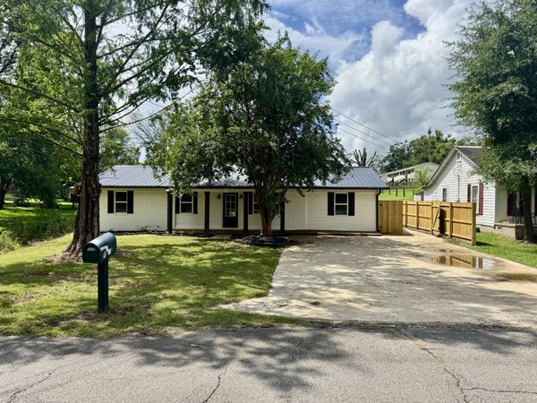 603 Washington St., Booneville, MS 38829