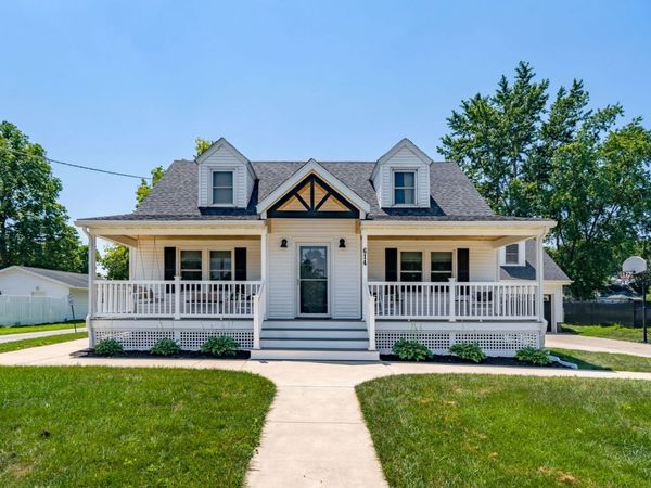 614 6th Avenue, Erie, IL 61250