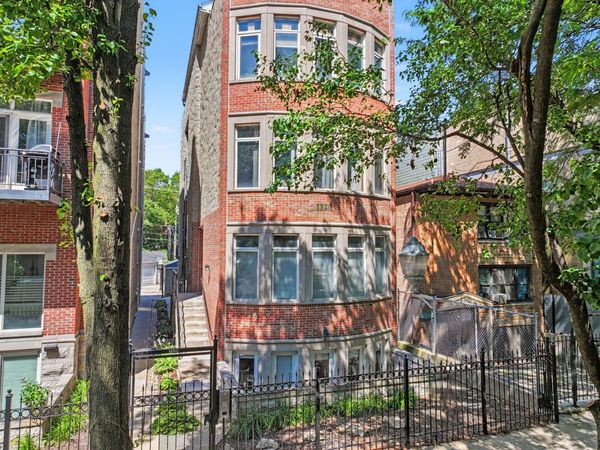 1320 N CLEVELAND Avenue , Unit 2, Chicago, IL 60610