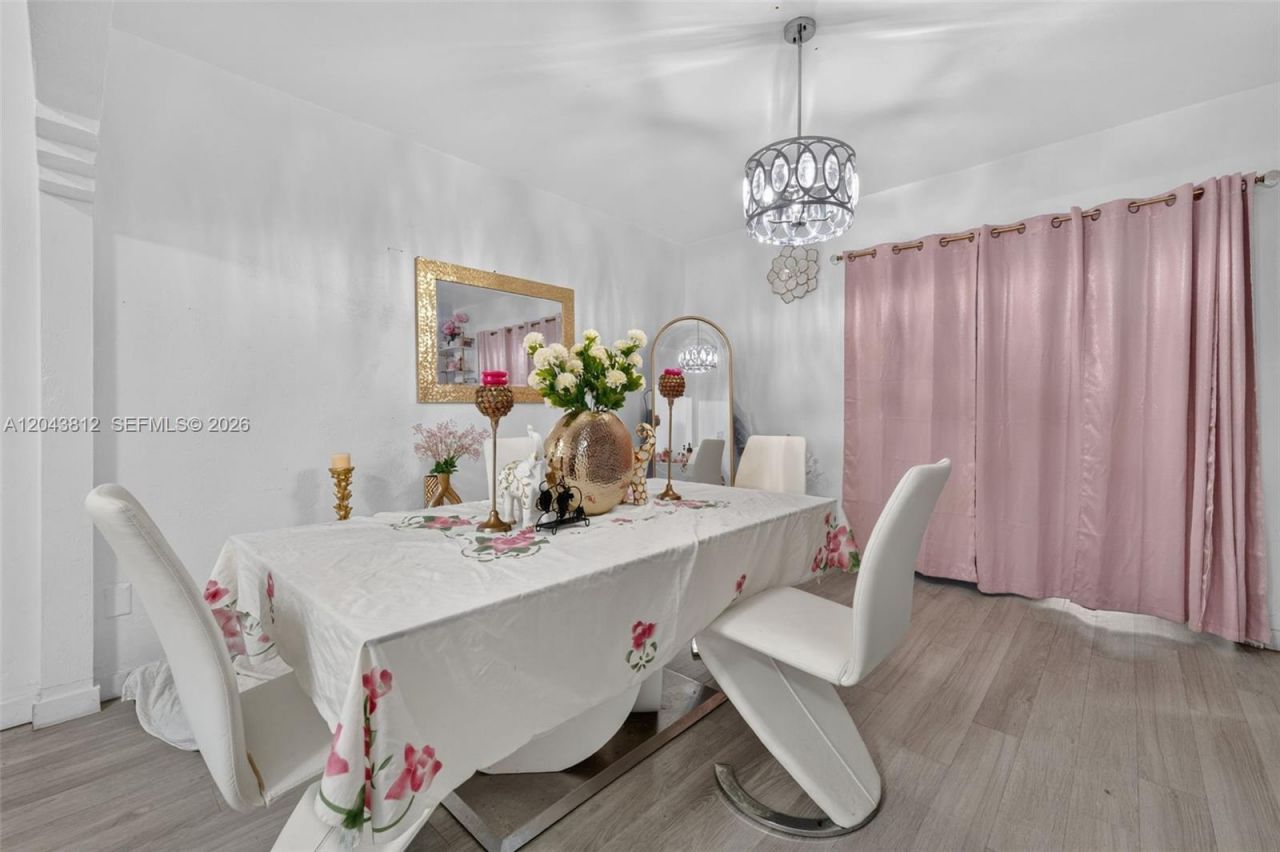 2360 SW 2nd St, Miami, FL 33135 Photo