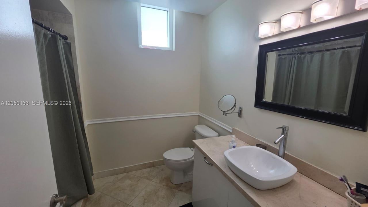 3180 SW 22nd Ter, Unit 507, Miami, FL 33145 Photo