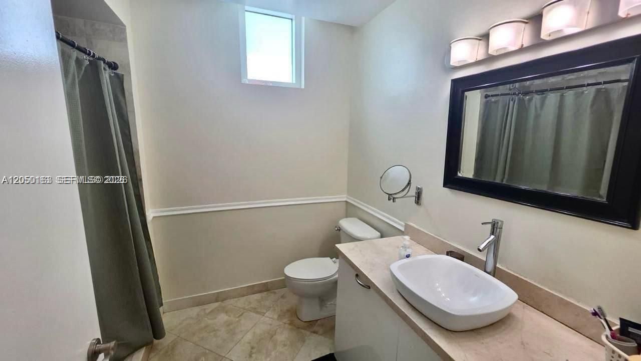 3180 SW 22nd Ter, Unit 507, Miami, FL 33145 Photo