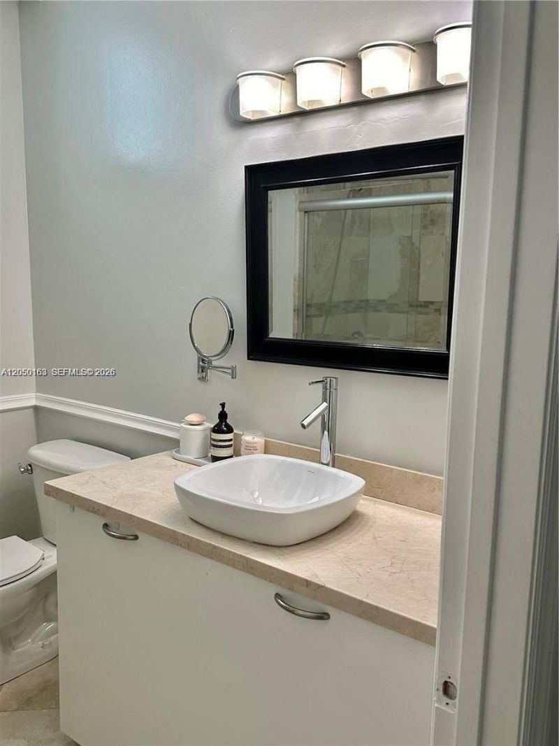 3180 SW 22nd Ter, Unit 507, Miami, FL 33145 Photo