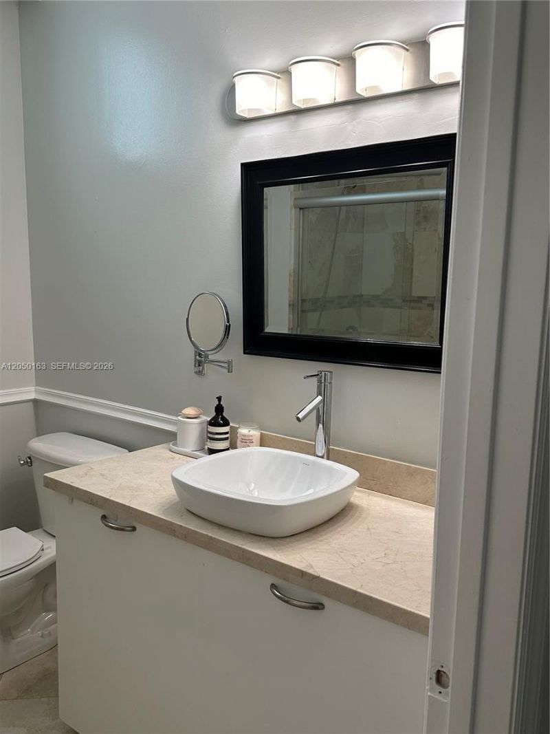 3180 SW 22nd Ter, Unit 507, Miami, FL 33145 Photo