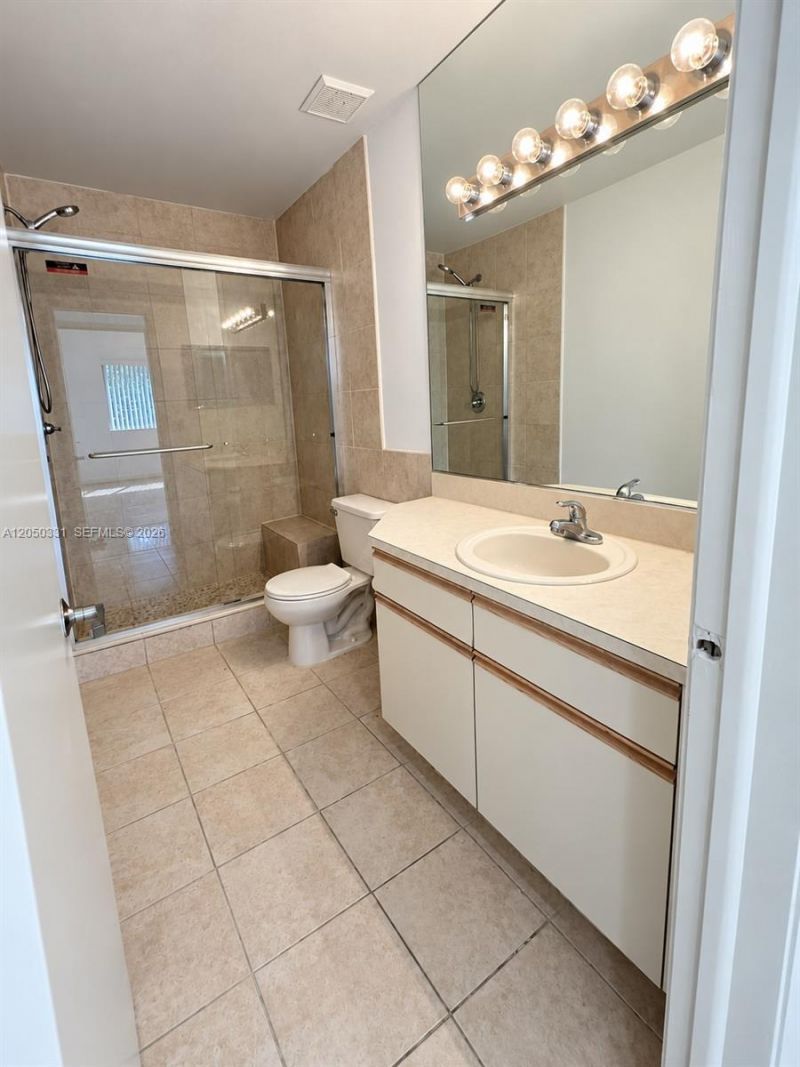 8816 Collins Ave, Unit 105, Surfside, FL 33154 Photo