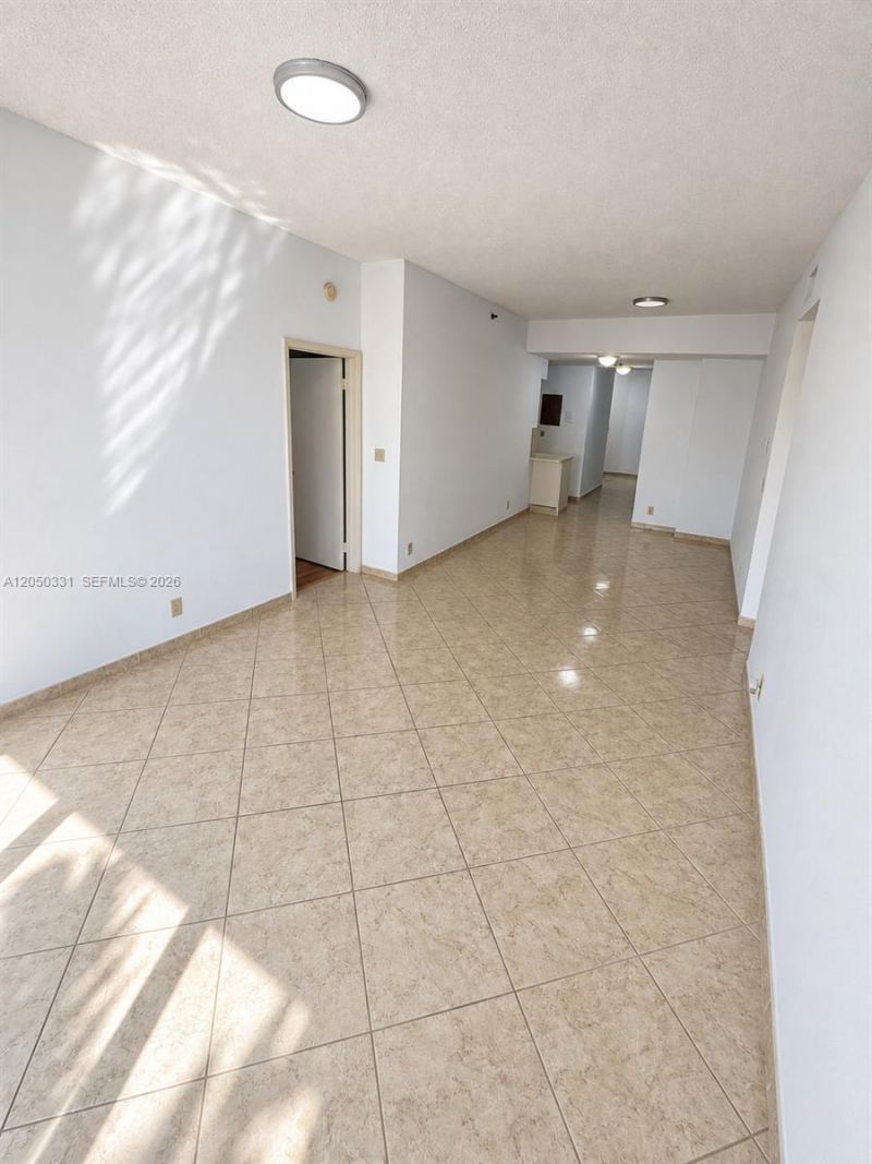 8816 Collins Ave, Unit 105, Surfside, FL 33154 Photo