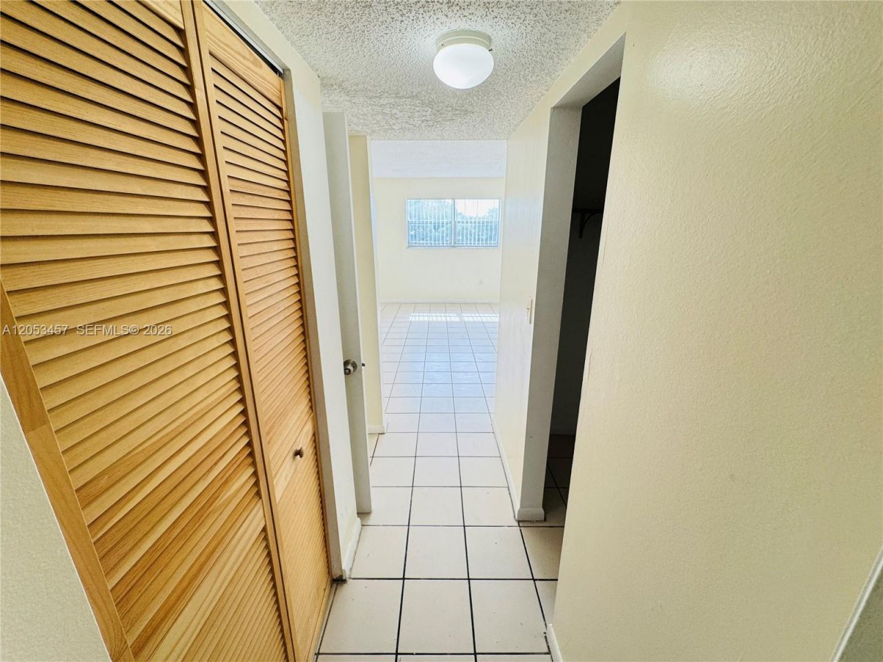 3610 NW 21st St , Unit 205, Lauderdale Lakes, FL 33311 Photo