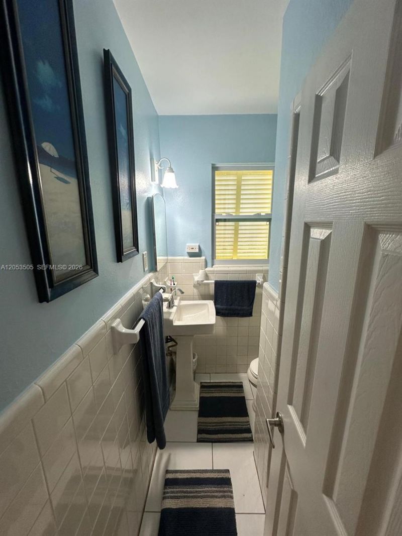 2 Kenmore Ln , Boynton Beach, FL 33435 Photo