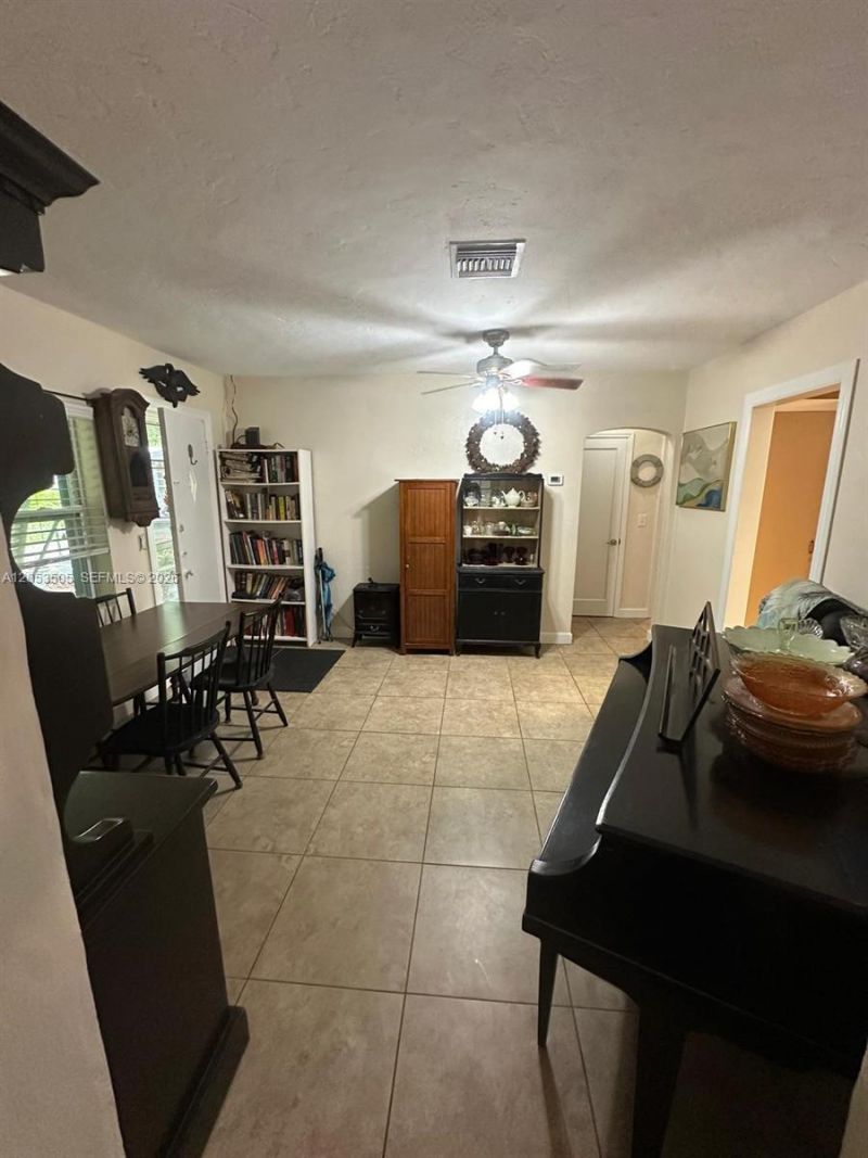 2 Kenmore Ln , Boynton Beach, FL 33435 Photo