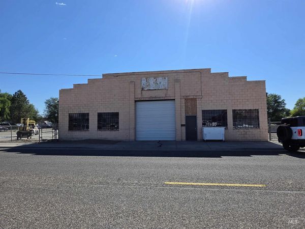 514 A St, Rupert, ID 83350
