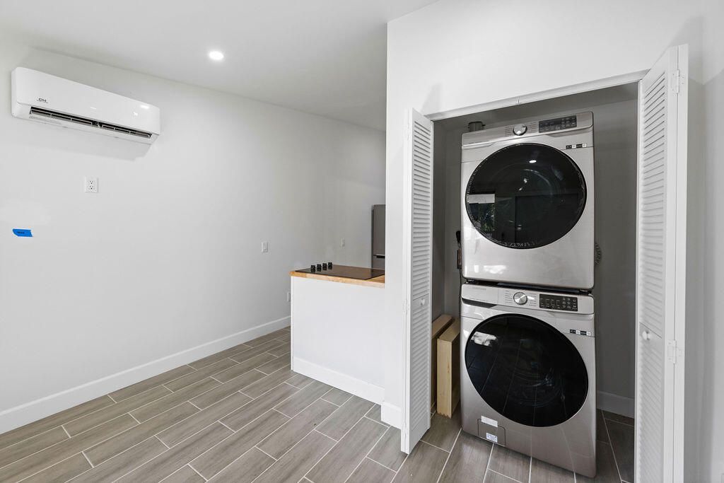 4011 36th Court, Unit 5A, West Palm Beach, FL 33407 Photo