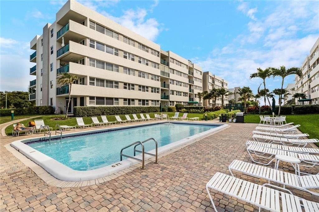 1238 Hillsboro Mile, Unit 210, Hillsboro Beach, FL 33062 Photo