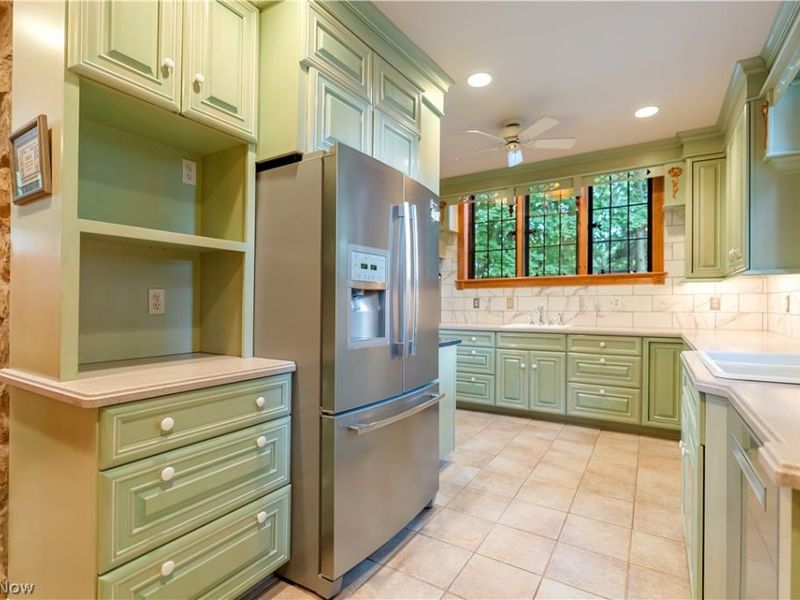 2421 Brentwood Road NW, Canton, OH 44708 Photo 18