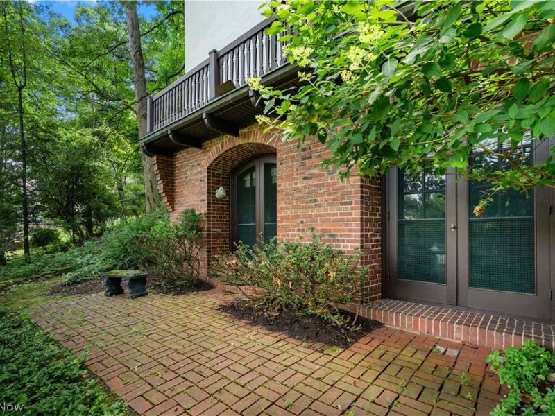 2421 Brentwood Road NW, Canton, OH 44708 Photo 4