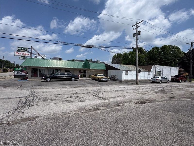 4527 Market Avenue, Youngstown, OH 44512 Photo 3