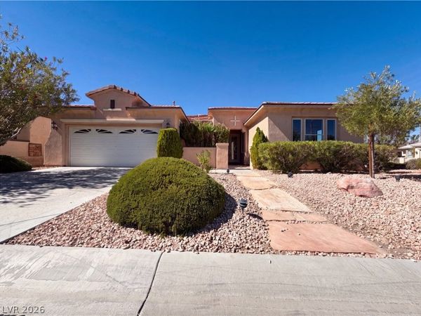 10228 Donde Avenue, Las Vegas, NV 89135