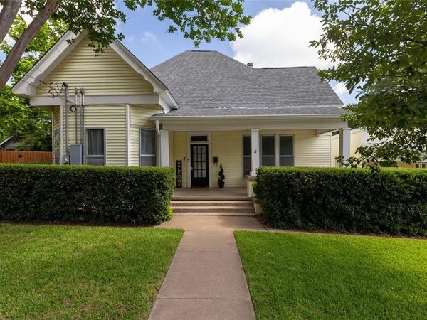 412 W Josephine Street, Weatherford, TX 76086