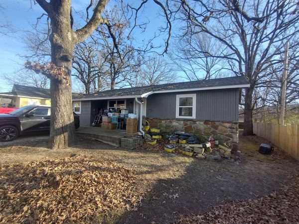 609 E Webb , Mountain View, AR 72560
