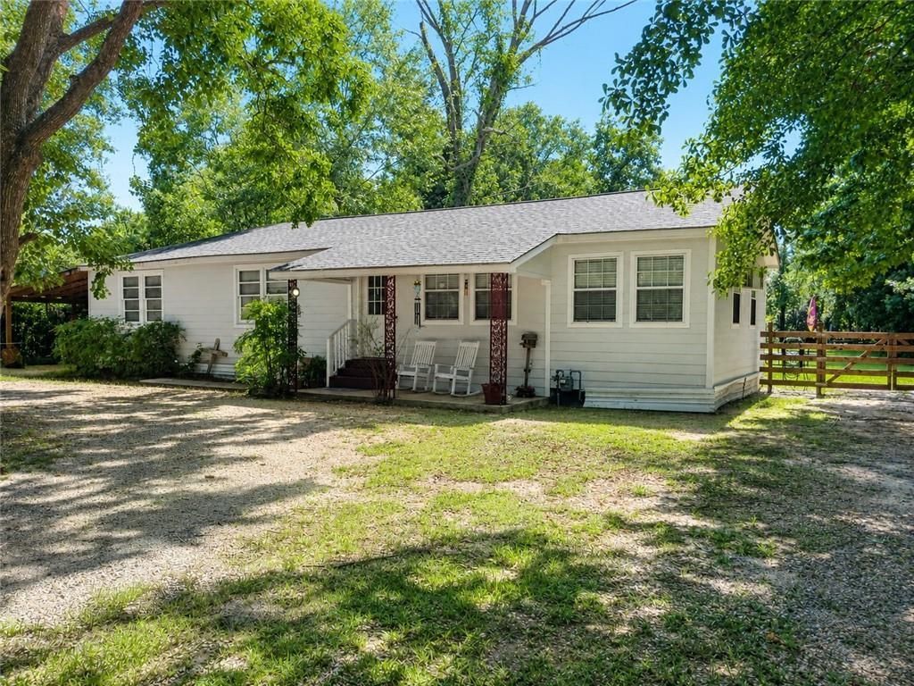 717 AVENUE L Avenue, Bogalusa, LA 70427