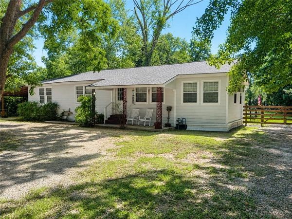 717 AVENUE L Avenue, Bogalusa, LA 70427
