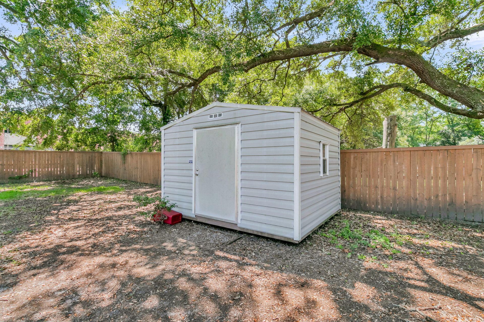 934 Yorktown Drive Photo 8