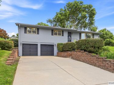 9224 Dorcas Street, Omaha, NE 68124