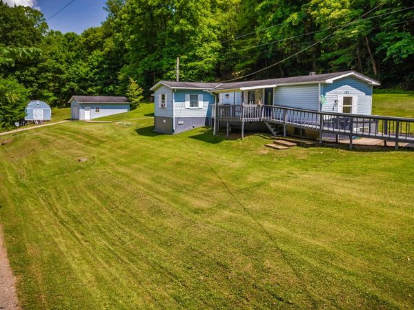 162 Ridenour Road, Morgantown, WV 26508