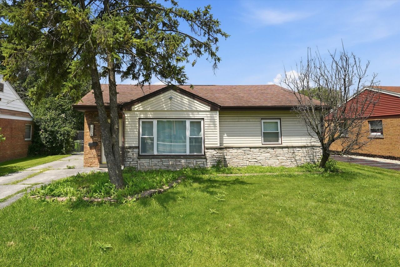10934 S Pulaski Road , Oak Lawn, IL 60453