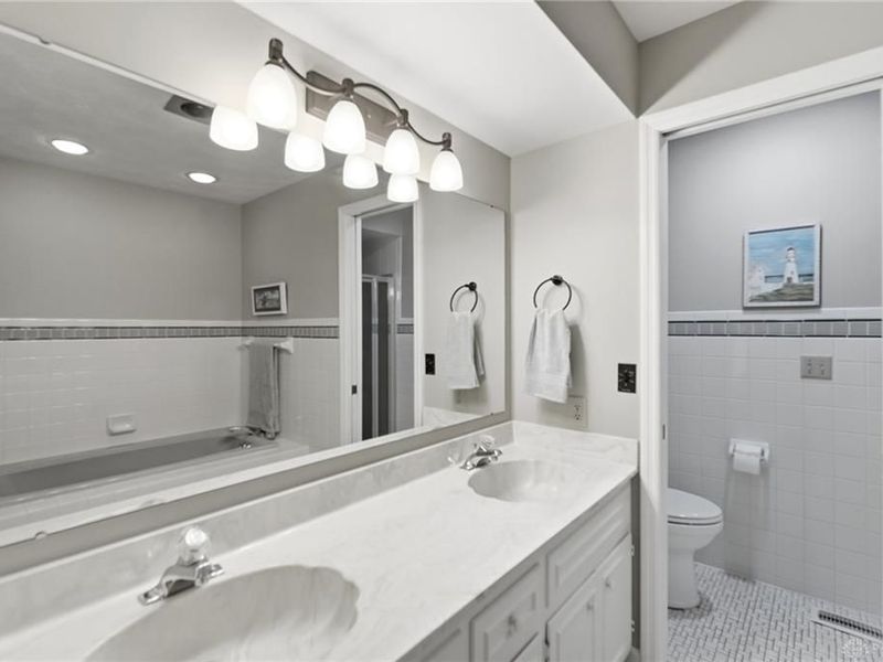 9015 Academy View Court, Washington Township, OH 45458 Photo 16
