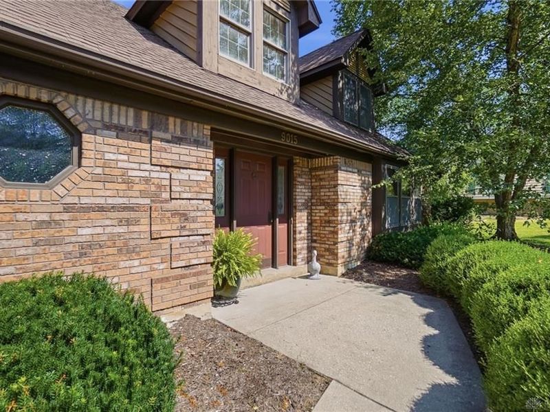 9015 Academy View Court, Washington Township, OH 45458 Photo 2