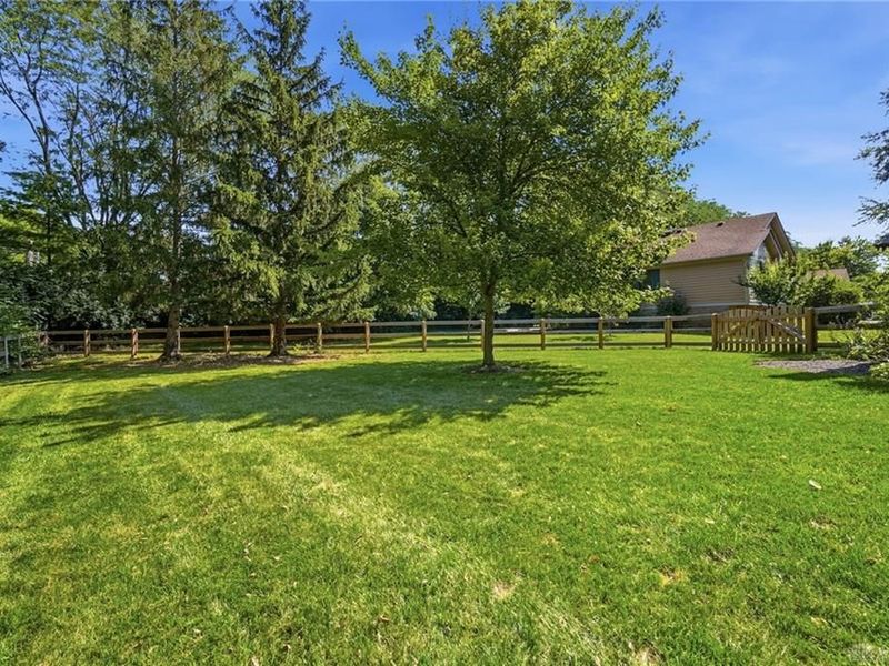 9015 Academy View Court, Washington Township, OH 45458 Photo 44