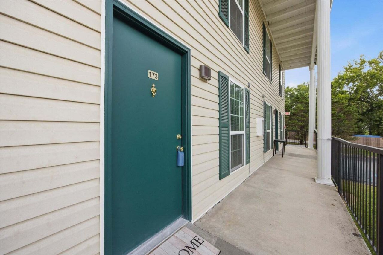 900 Mountain Creek Road, Chattanooga, TN 37405 Main Photo