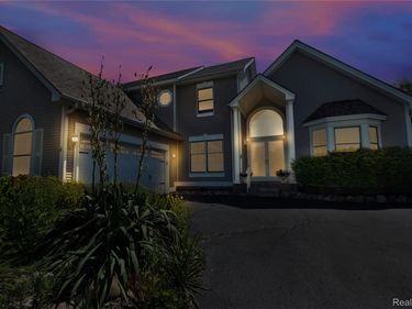 16073 Silverwood Drive, Fenton Township, Mi 48430