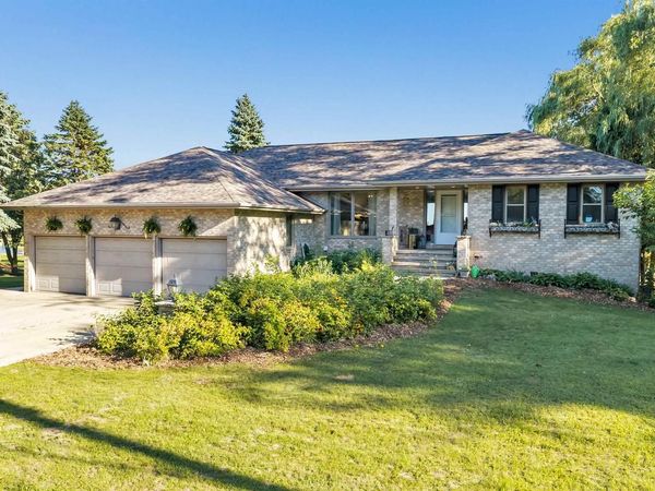 1259 HARBOR LIGHTS ROAD, Suamico, WI 54173