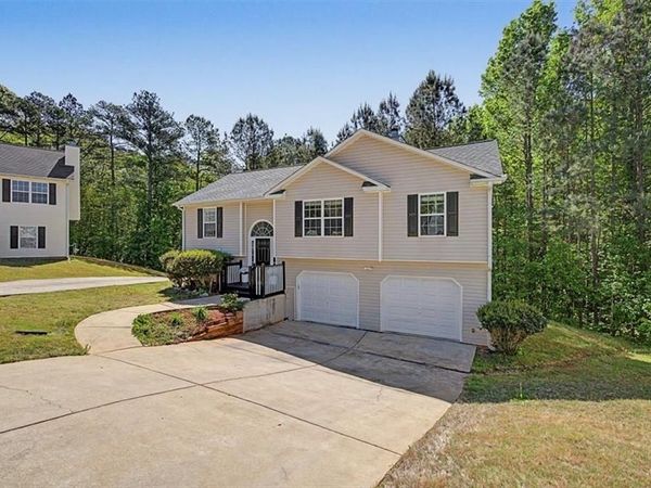 190 Whetstone Way, Villa Rica, GA 30180