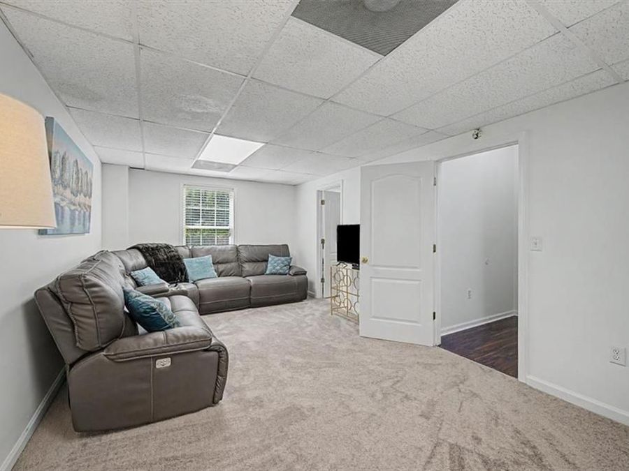 Property Image 29
