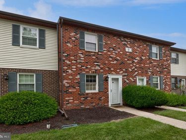 1731 BARON DRIVE, YORK, PA 17408