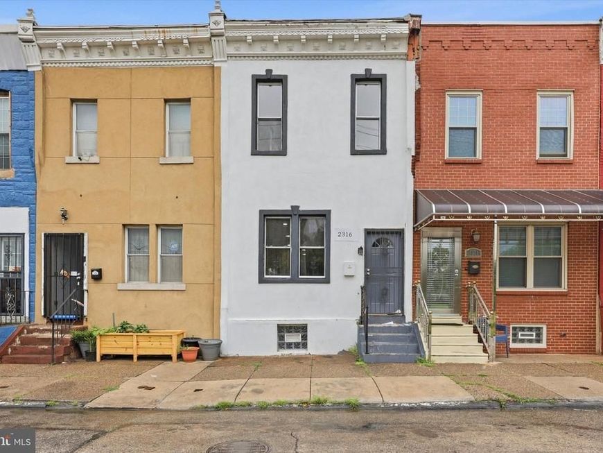 2316 N 12th Street, Philadelphia, PA 19133 Main Photo