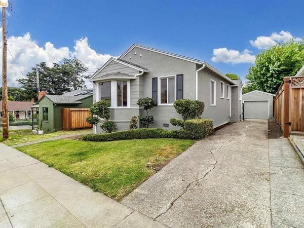 1431 Catherine DR, Berkeley, CA 94702