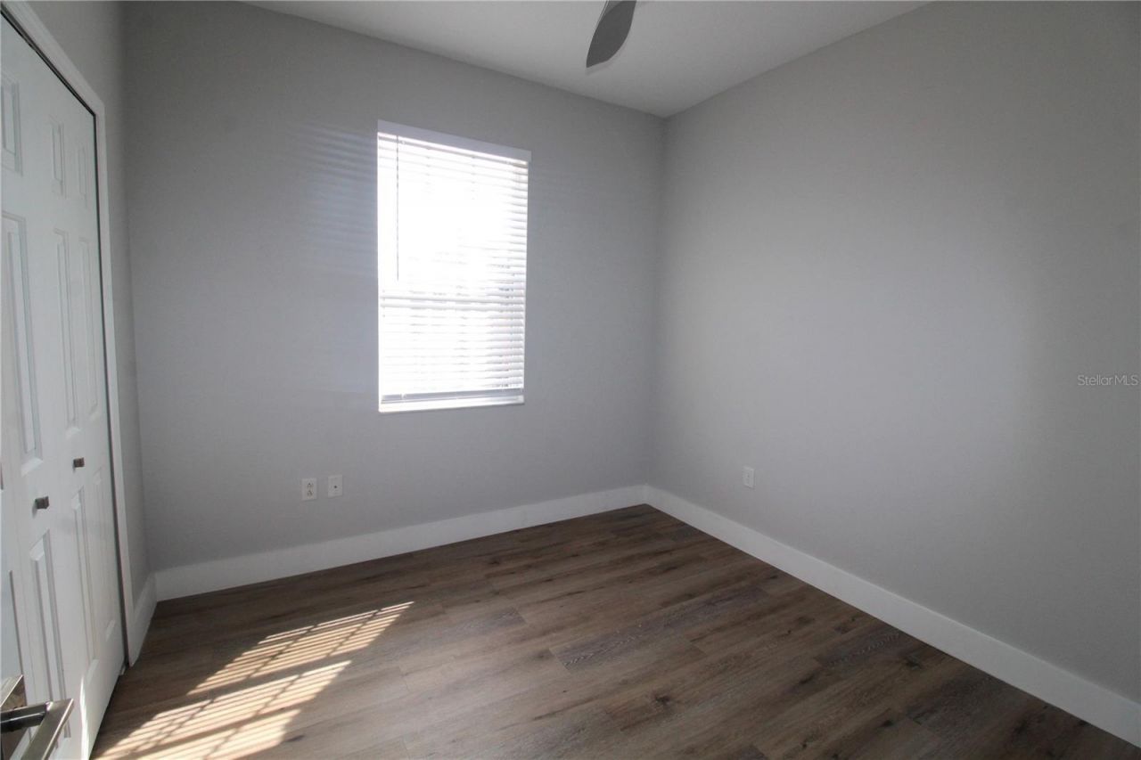 3475 Parkridge Circle, Unit 17-202, Sarasota, FL 34243 Photo