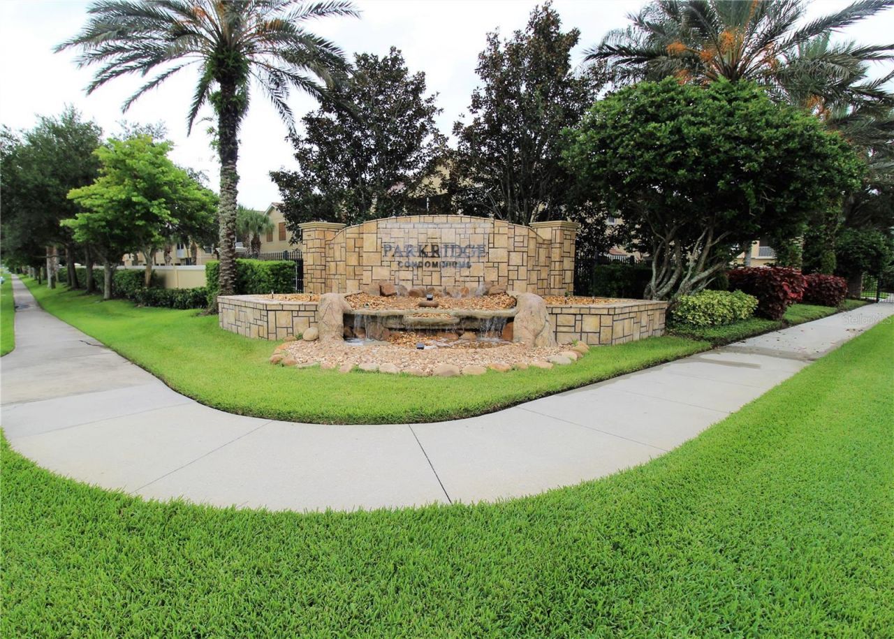 3475 Parkridge Circle, Unit 17-202, Sarasota, FL 34243 Photo