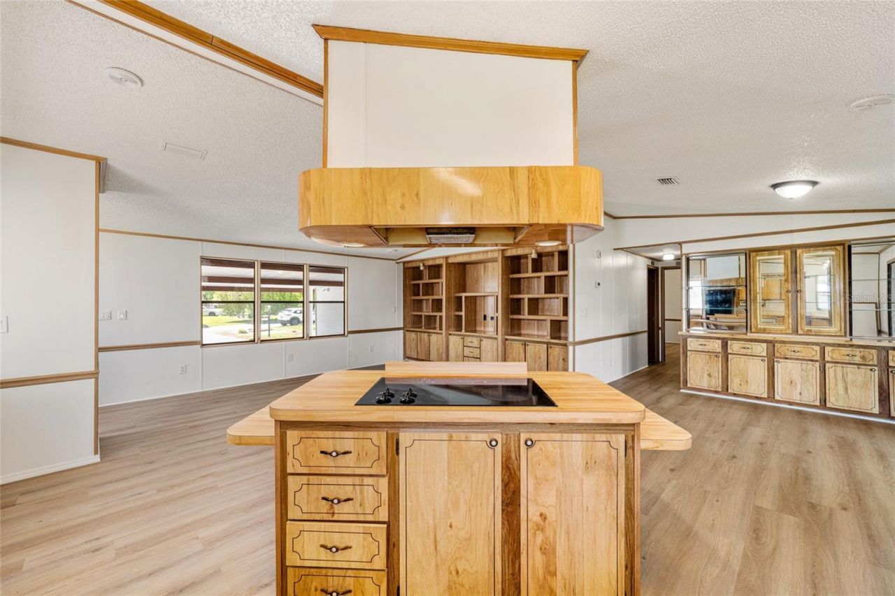 1004 Ann Avenue , Lady Lake, FL 32159 Photo