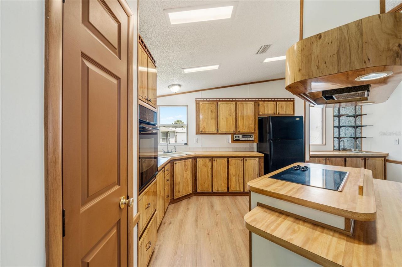 1004 Ann Avenue , Lady Lake, FL 32159 Photo